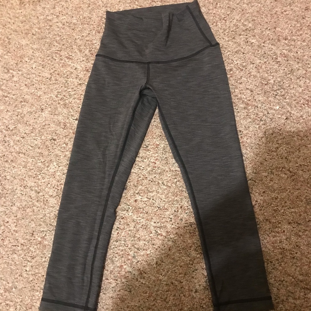 Lululemon crop leggings